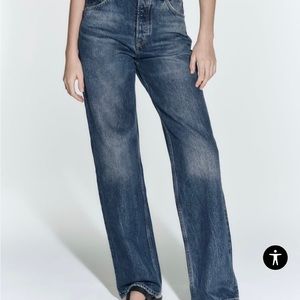Zara mid rise boyfriend jeans